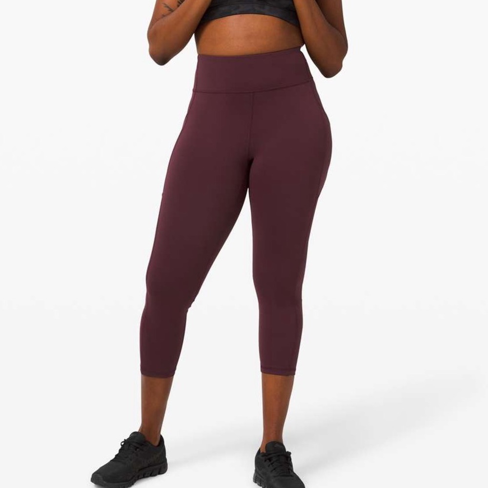 Lululemon Invigorate high rise crop 23” - Cassis